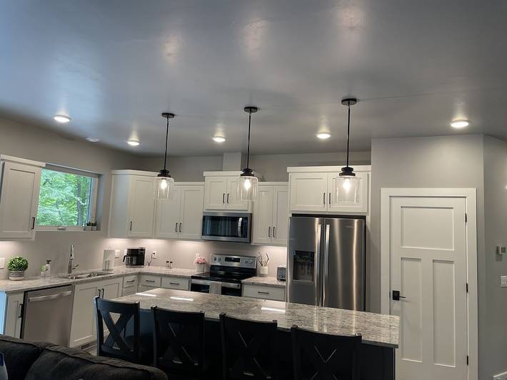 Vacation rental for 12 people, with hot tub and yard, with pets in Door County