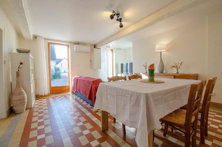 Gîte pour 5 personnes, avec terrasse et jardin dans Lac du Temple - 4