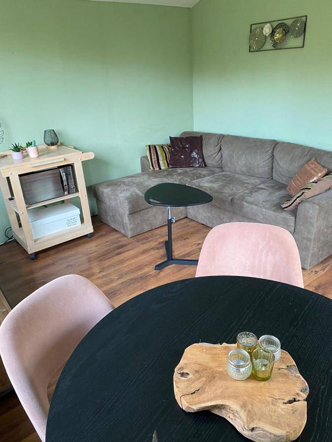 Gîte pour 4 personnes, avec jardin ainsi que vue et vue sur le lac dans Warmenhuizen - 3