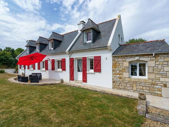 Location de vacances pour 5 personnes, avec Terrasse à Peumerit