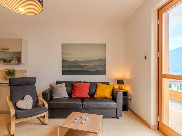 Ferienwohnung für 2 Personen, mit Seeblick und Garten sowie Balkon in Comune di San Siro - 4