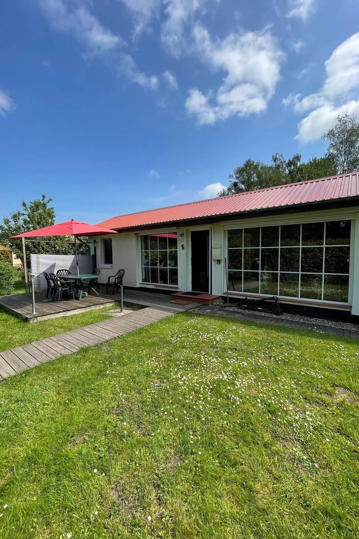 Ferienhaus für 5 Personen, mit Terrasse und Garten sowie Sauna in Mecklenburgische Seenplatte