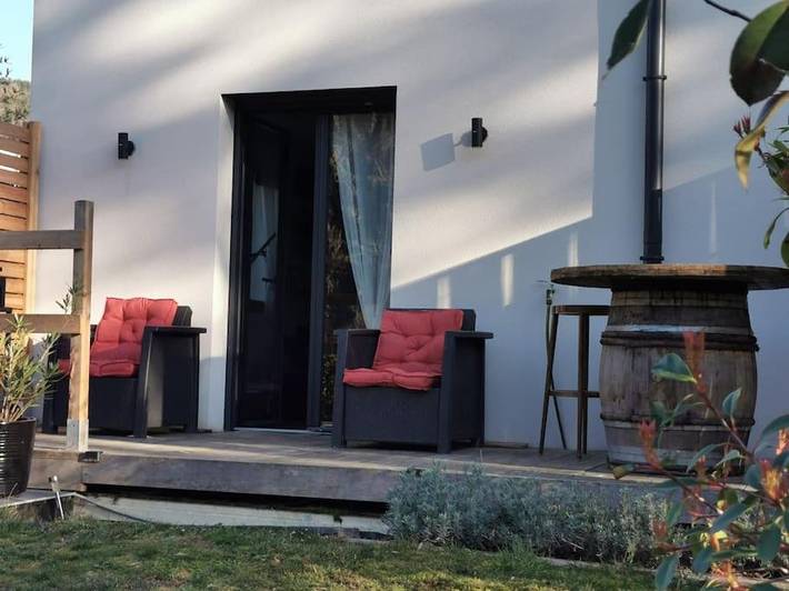 Gîte pour 3 personnes, avec jardin et piscine ainsi que vue sur le lac et vue à Aurec-sur-Loire - 4