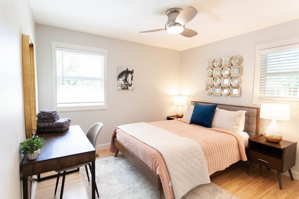 Newly Remodeled Home on the Arkansas River - 3 miles from Airport in Little Rock, Arkansas