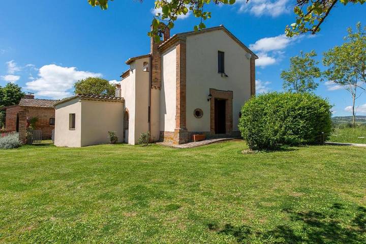 Maison de campagne pour 3 personnes, avec jardin ainsi que vue et piscine à Chiusi - 3