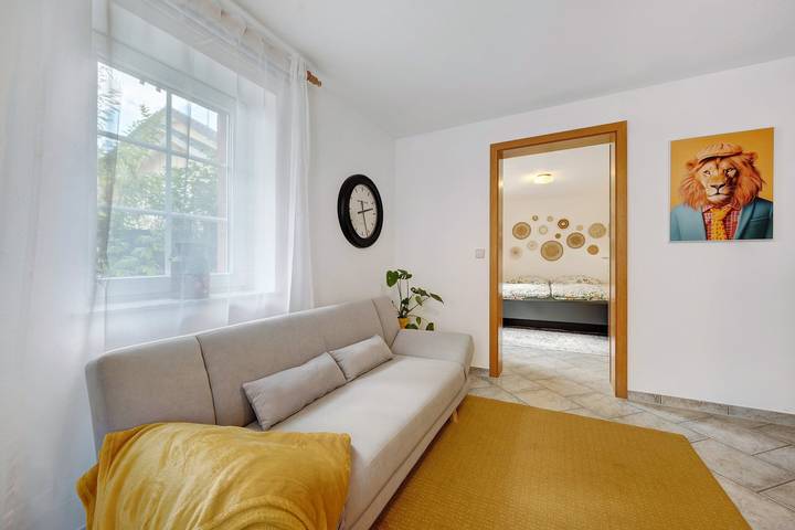 Hel lejlighed, Apartment 'Malia' with Shared Terrace, Shared Garden and Wi-Fi in Neubulach, Nord Sortskoven