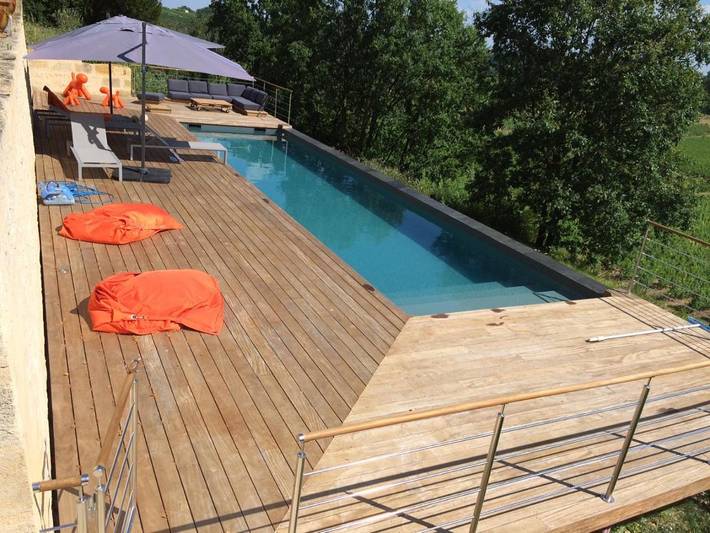 Location de vacances pour 6 personnes, avec piscine ainsi que jardin et vue à Saint-Genès-de-Castillon - 4