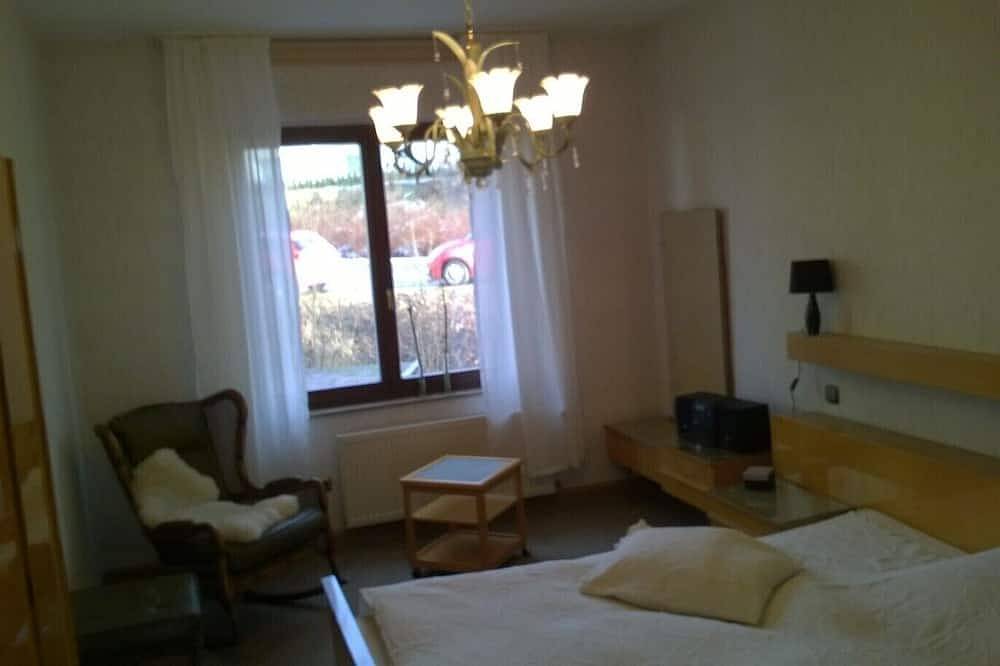 Ganze Wohnung, Zentral im Selbitztal gelegene 50 qm große Ferienwohnung in Selbitz, Landkreis Hof