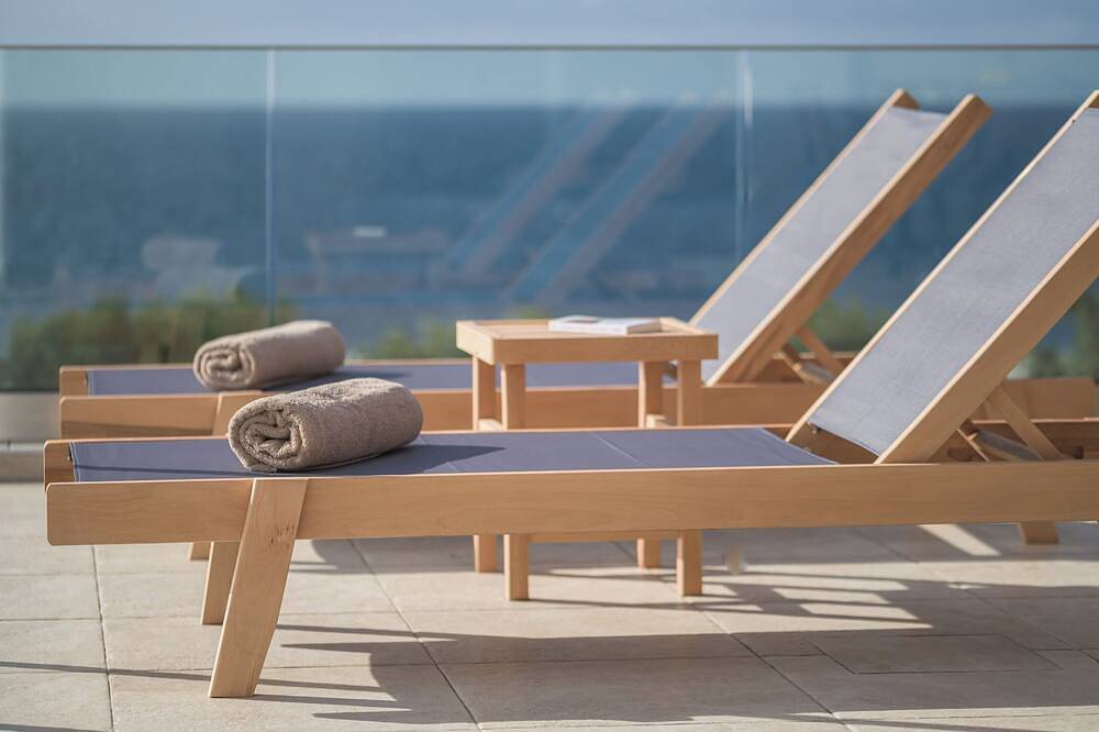 Windless Seaview Villa, with Pool & Hot Tub in Achlia, Kreta Süden