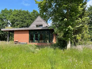 Ferienhaus für 6 Personen, mit Sauna und Terrasse sowie Garten in Uplengen