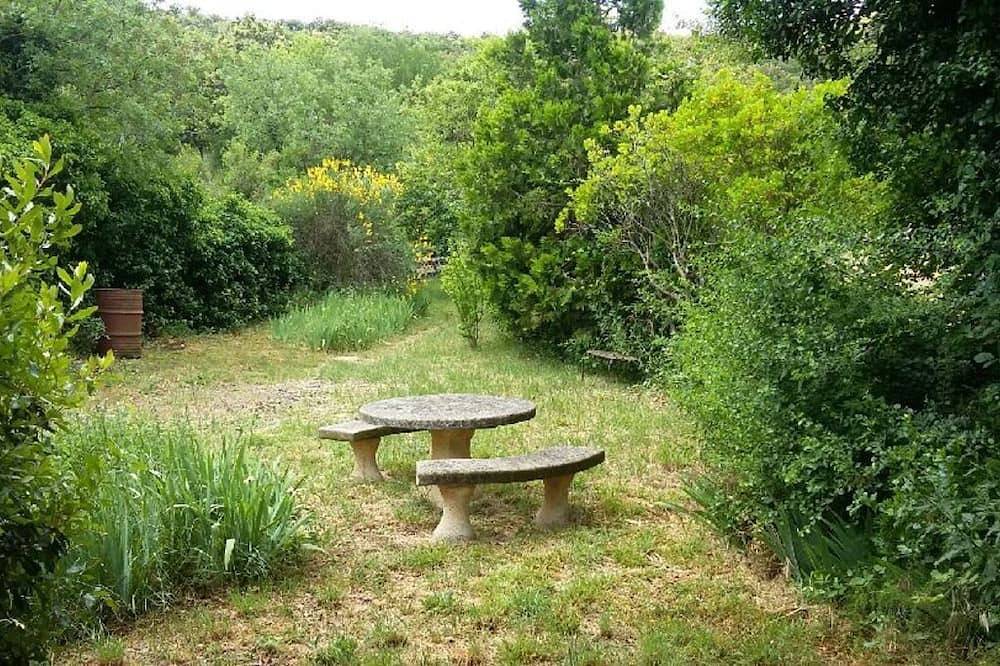 Ô Grézac. Amoureux de nature. in Lodève, Région de Lodève
