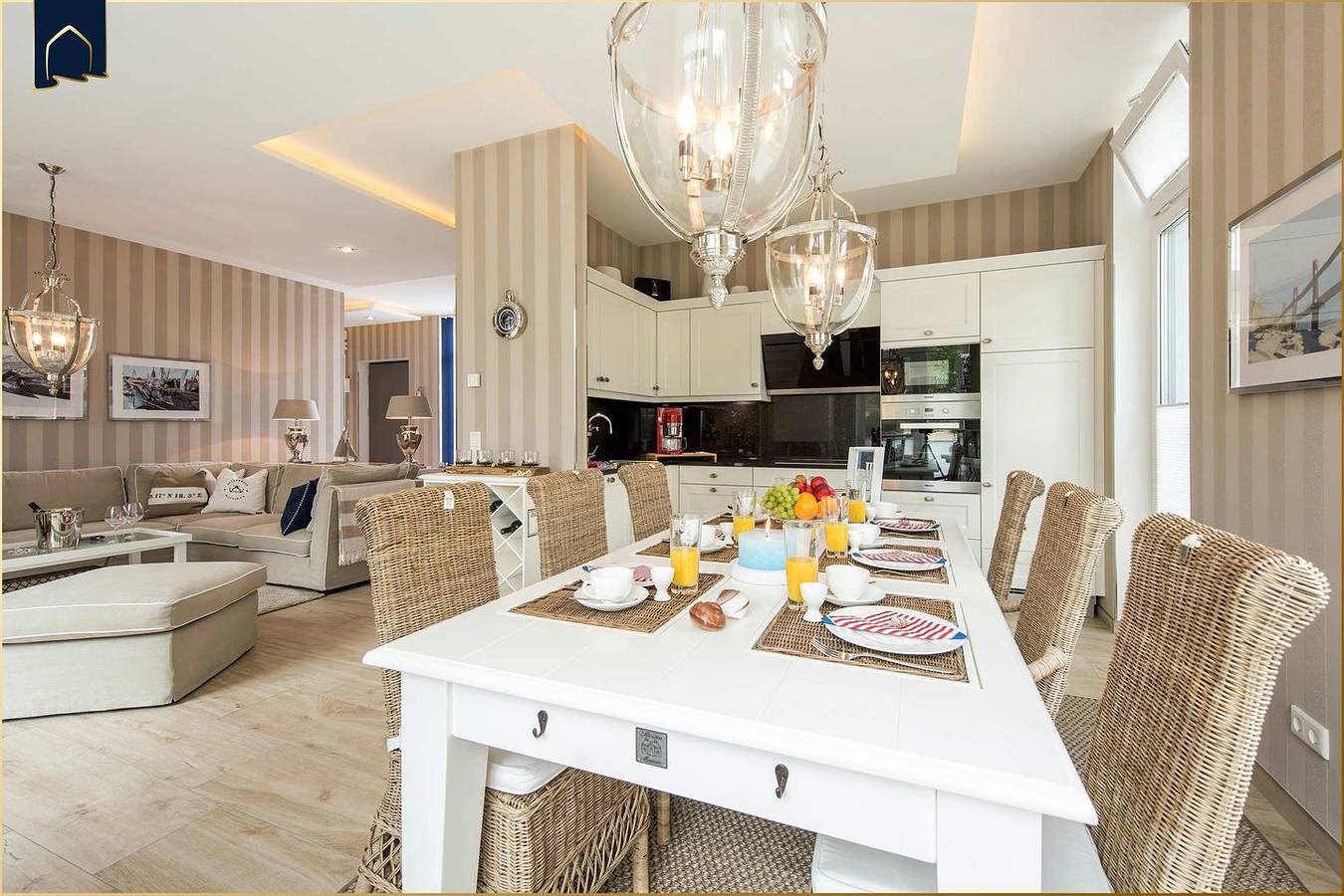 Luxus-Ferienhaus mit Whirlpool, Sauna & Terrasse in Karlshagen in Karlshagen, Usedomer Norden