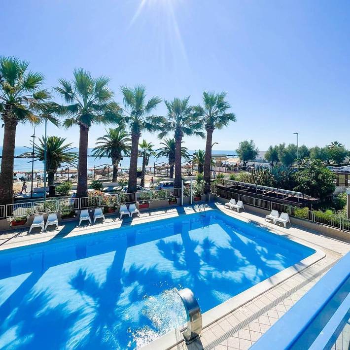 Bungalow für 4 Personen, mit Ausblick und Pool sowie Garten, kinderfreundlich in den Abruzzen - 2