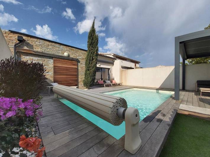 Villa für 6 Personen, mit Garten und Ausblick sowie Pool