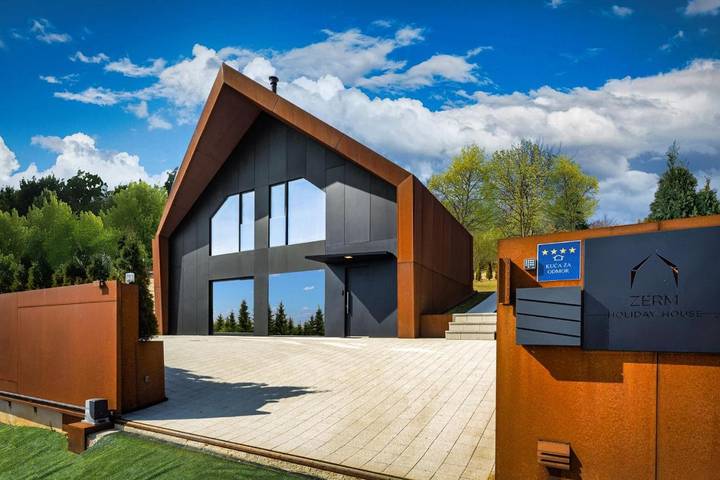 Chalet für 11 Personen, mit Garten und Ausblick sowie Pool und Sauna, mit Haustier - 1