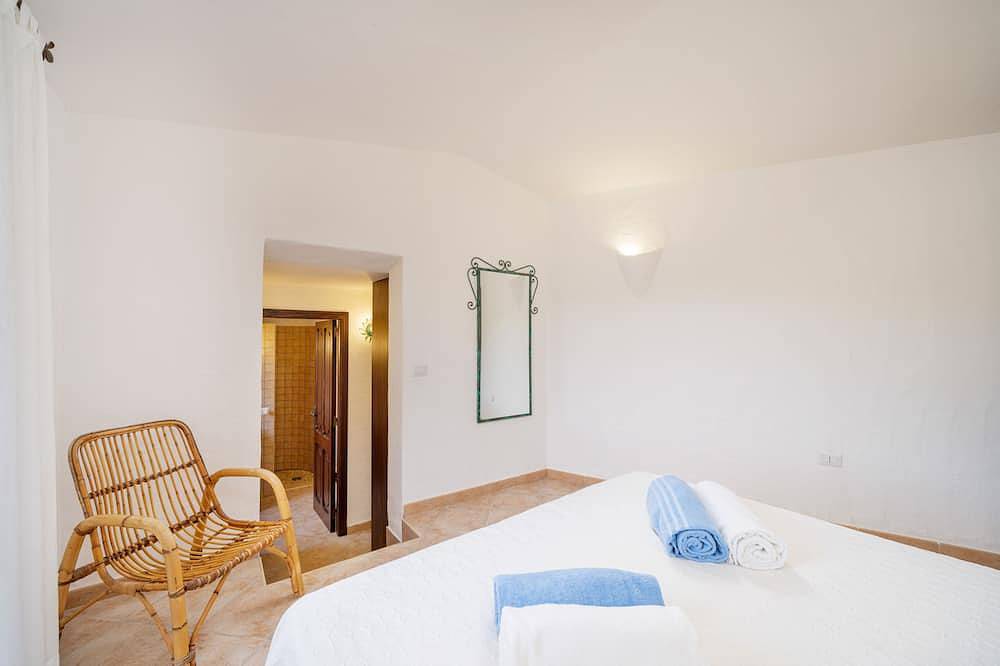 Villa Nemea: typisch sardisches Haus, Salzwasserpool, tolle Aussicht in Torre delle Stelle, Maracalagonis
