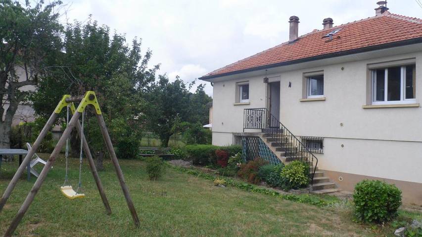 Gîte pour 5 personnes, avec balcon à Échenoz-la-Méline