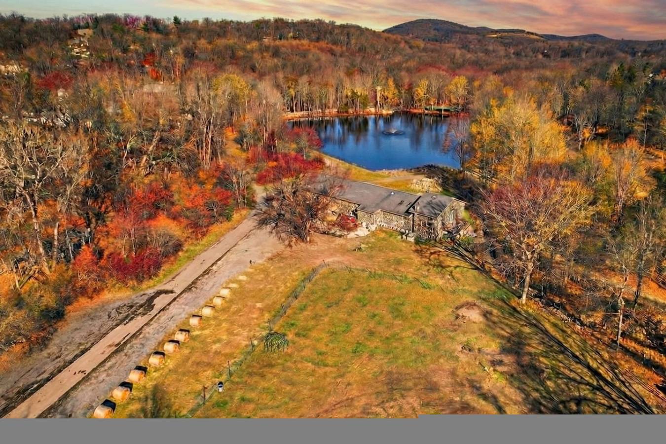 Apartamento entero, Natural Getaway at Orchard Farm Lakeside Retreat in Condado de Orange (NY)