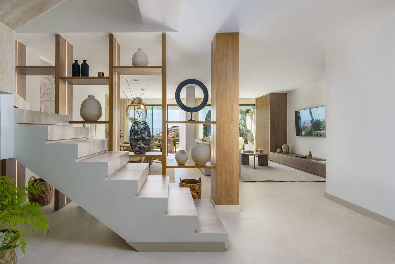 Geheel appartement, La Quinta Hills | Plunge Pool Views Design in Benahavís, Costa del Sol