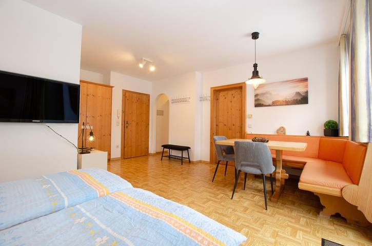 Gîte pour 5 personnes, avec vue ainsi que jardin et terrasse, adapté aux familles à Walchsee - 4