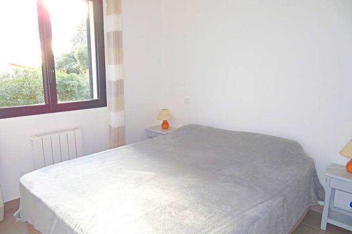 Location de vacances pour 6 personnes, avec jardin dans Plage de la Crique de l'Anau - 3