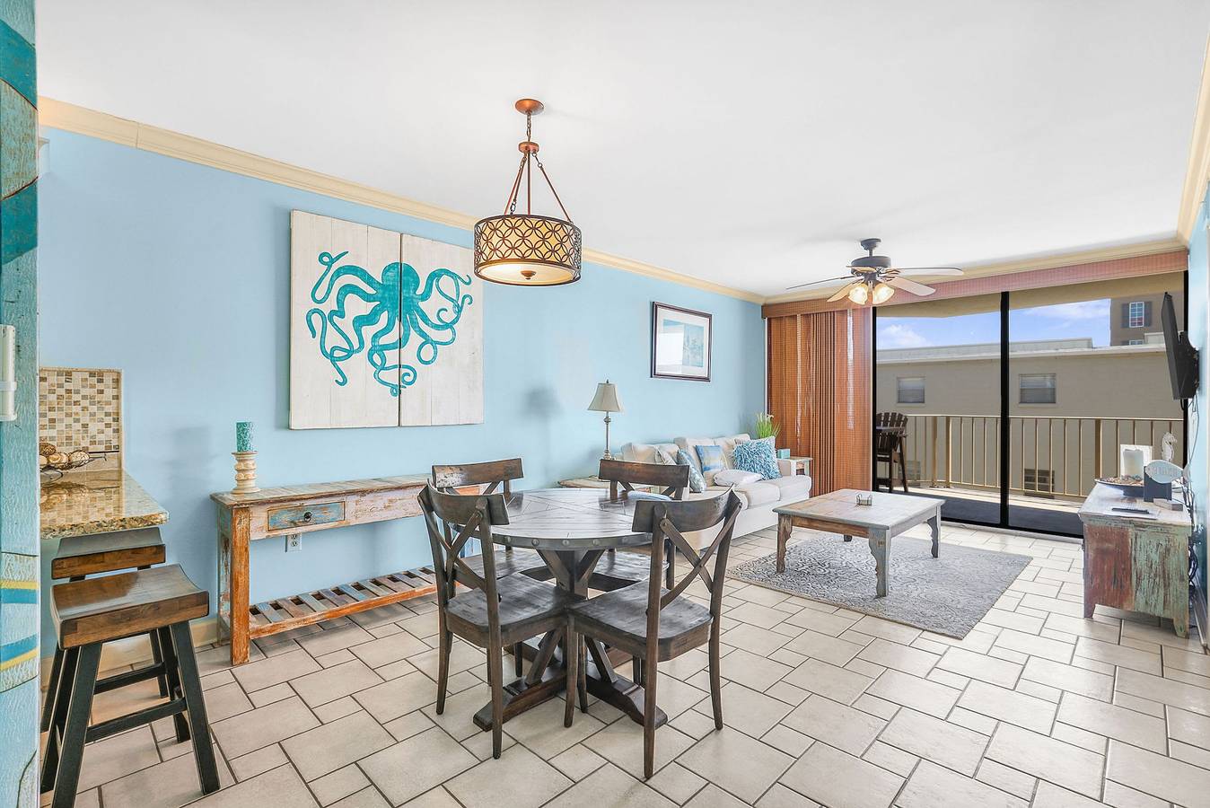 Entire apartment, Gulf Village 214- Close to the Hangout beachfront in Gulf Shores, Mobile Bay