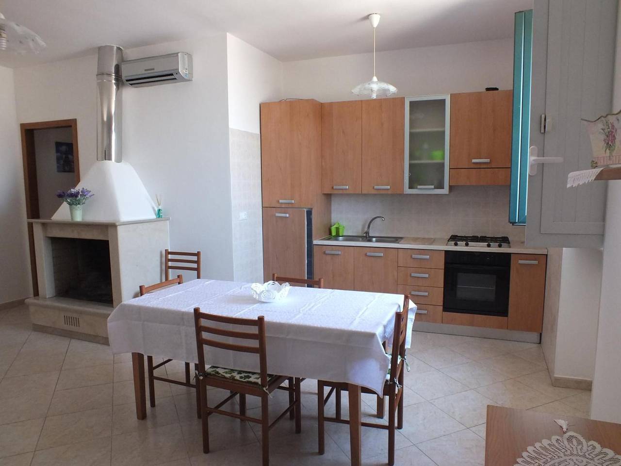 Le Crapare Apartment with Balcony and Air Conditioning