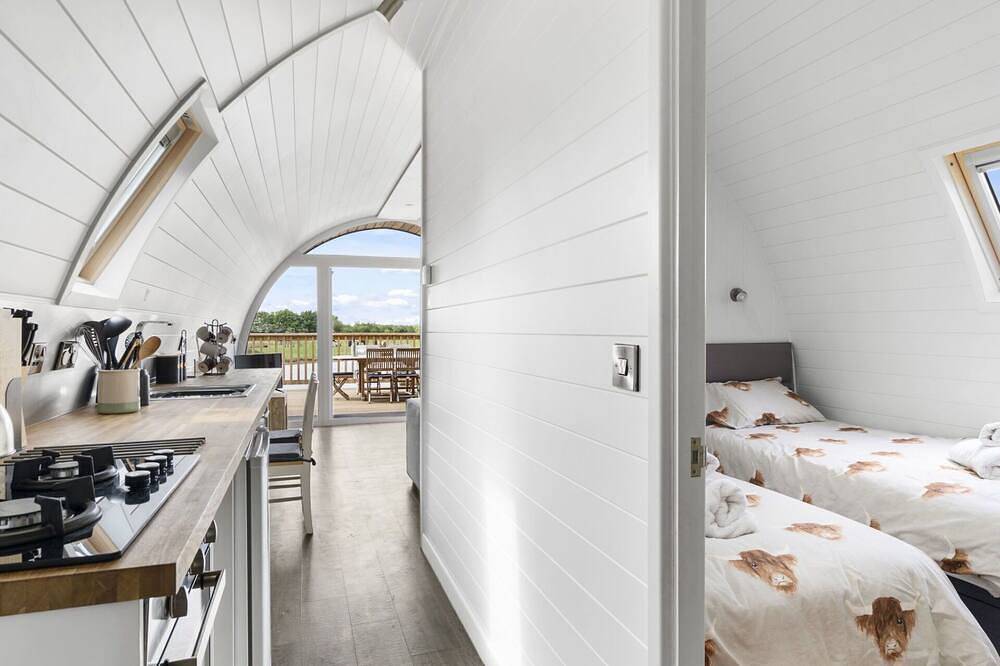 Wunderbares Ferienhaus für 6 Leute mit Whirlpool, Tv, Terrasse und Haustiere erlaubt in Hertford, Hertfordshire