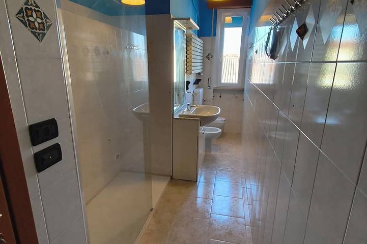 Ganze Wohnung, Gemütliche Unterkunft nahe allen Dienstleistungen, Altstadt, Messegelände und Krankenhaus in Ferrara, Ferrara Provinz
