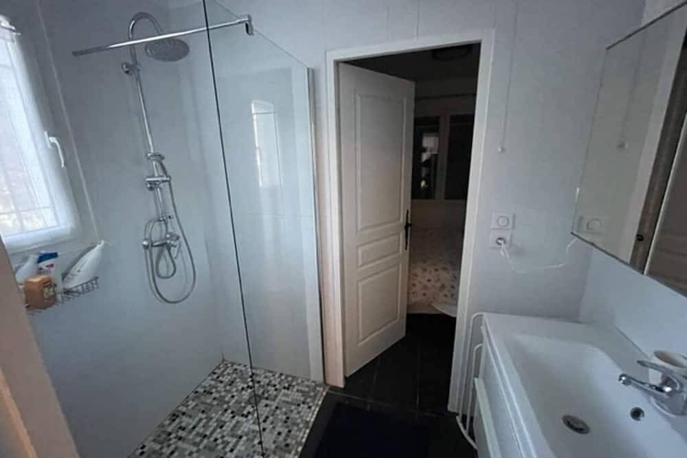Renovated air-conditioned villa with heated swimming pool in Vidauban, Mediterranean Coast (France)
