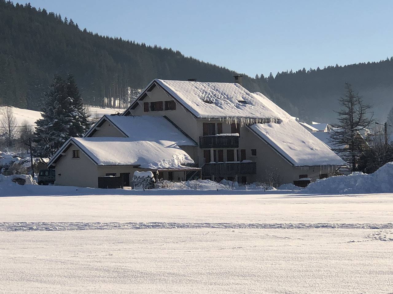 Ganze Wohnung, Ferienwohnung 'Les Ptits Loups, Autrans En Vercors' mit Bergblick, privater Terrasse und Garten in Autrans-Méaudre-En-Vercors, Parc Naturel Régional Du Vercors