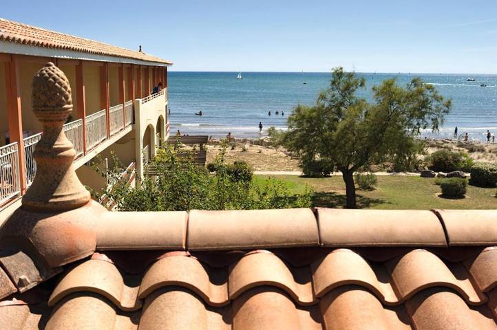Hôtel pour 4 personnes, avec jardin ainsi que piscine et bassin pour enfant, animaux acceptés dans Plage du Boucanet - 3