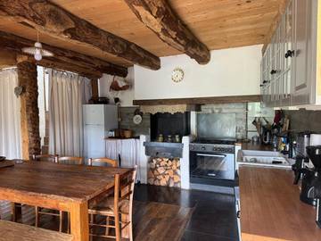 Gîte pour 12 personnes, avec terrasse et jardin, animaux acceptés à Le Recoux