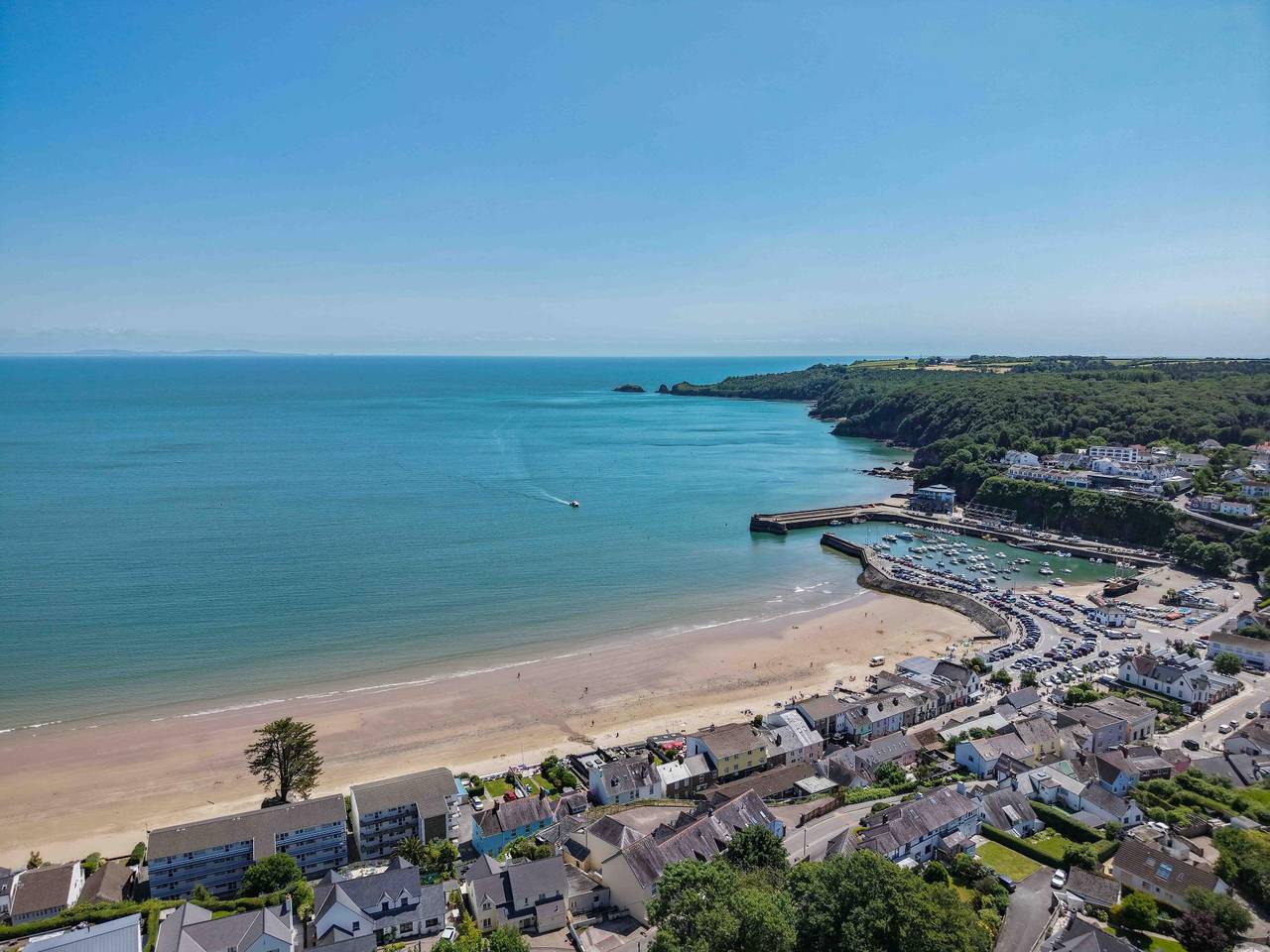 Entire apartment, 17 Beach Court - 2 Bed Apartment - Saundersfoot in Saundersfoot, Pembrokeshire