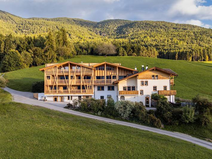 Ferienwohnung für 4 Personen, mit Ausblick und Garten sowie Sauna und Terrasse - 1