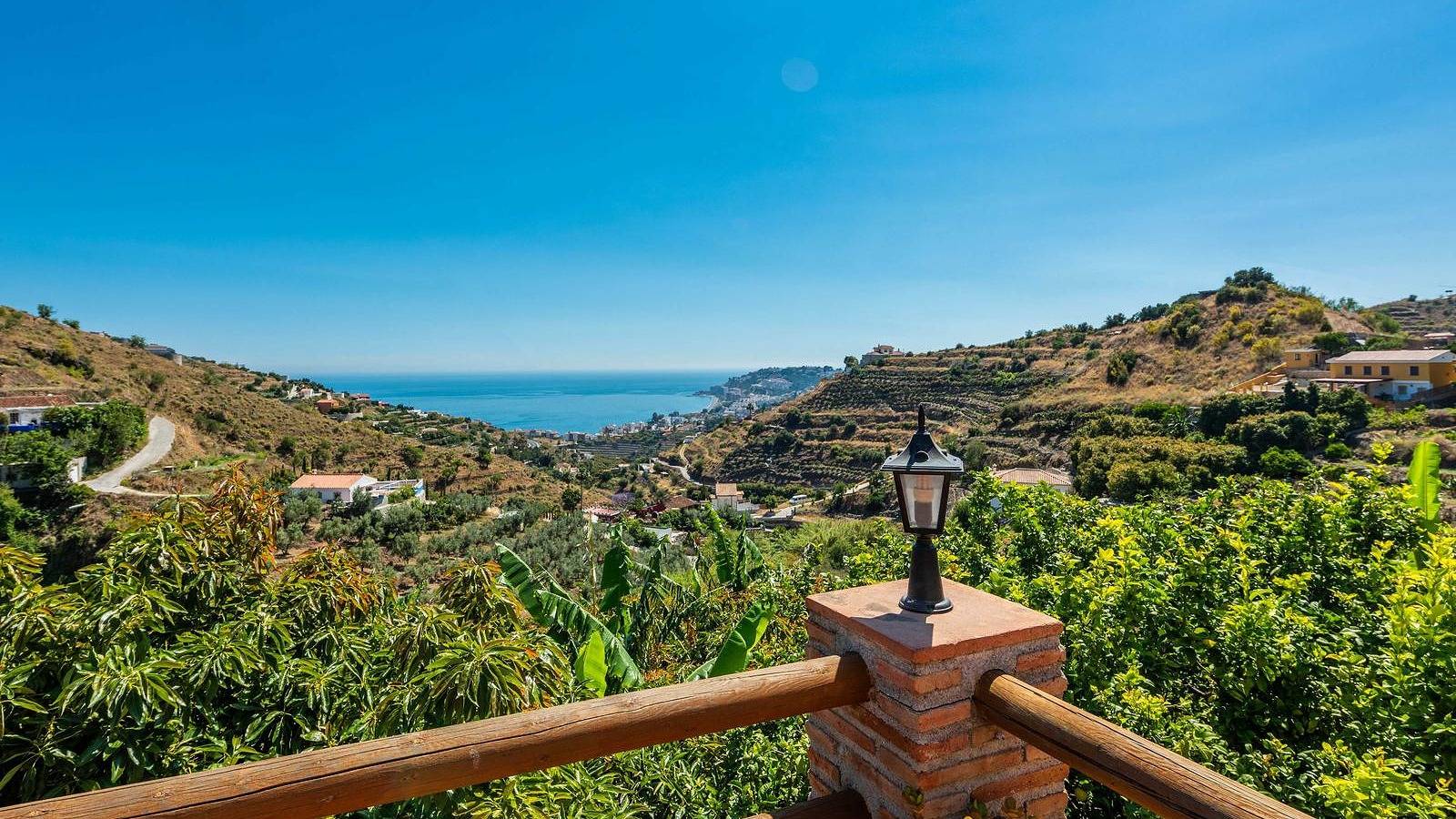 Gonzalez Almuñécar by Ruralidays in Itrabo, Costa Tropical