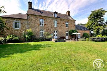 Chambre d’hôte pour 2 personnes, avec jardin dans Mayenne
