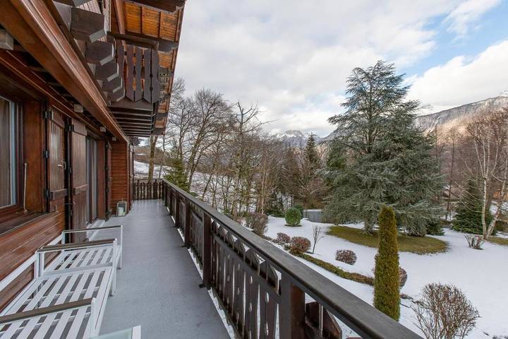 Chambre d’hôte pour 2 personnes, avec vue et jardin sur le Lac d'Annecy - 4