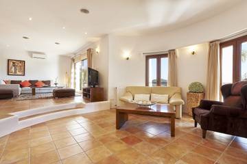 Casa De Vacaciones para 8 Personas en Sant Carles de Peralta, Santa Eulària des Riu, Foto 1