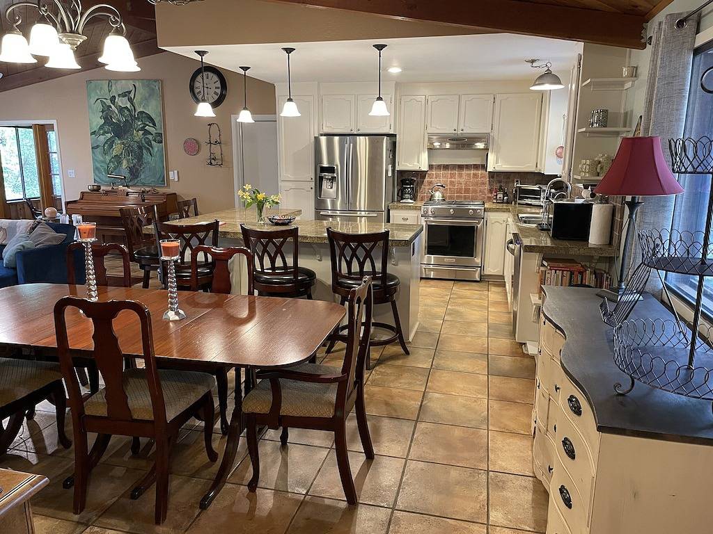 Glenbrook House with High Speed Internet in Grass Valley, Nevada County