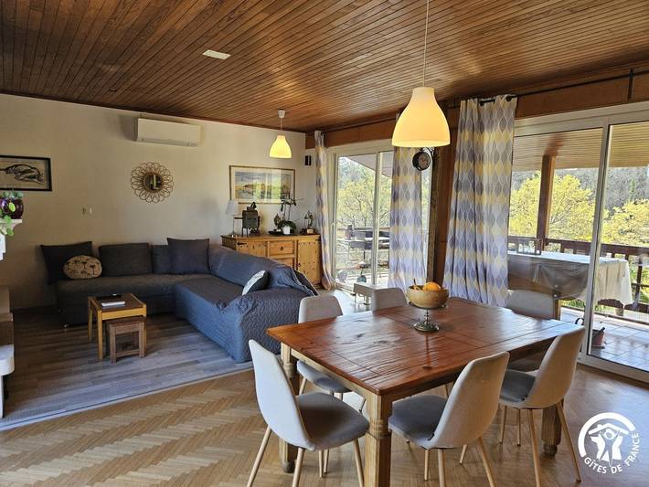 Gîte pour 6 personnes, avec piscine et jardin à Ambialet - 3