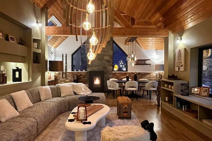 Gîte pour 10 personnes, avec jardin et terrasse à Guchan