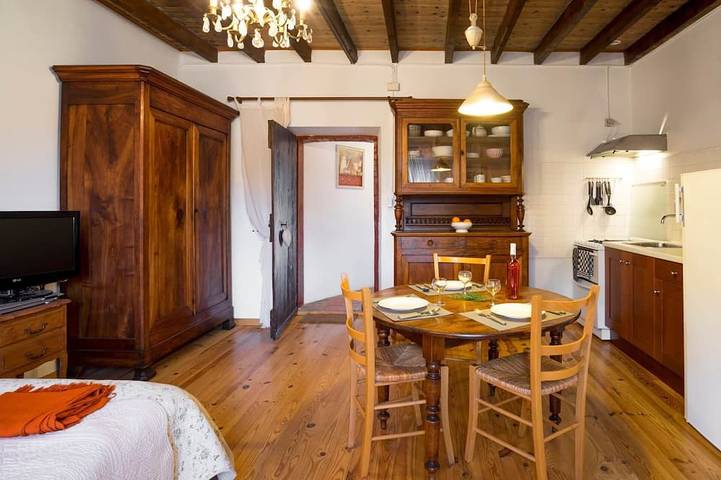 Appartement entier, Mas Paraloup - Denise - Charme et authenticité proche des Gorges de l'Ardèche in Lagorce, Ardèche