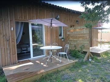 Cottage pour 2 personnes, avec vue ainsi que jardin et piscine à Commensacq