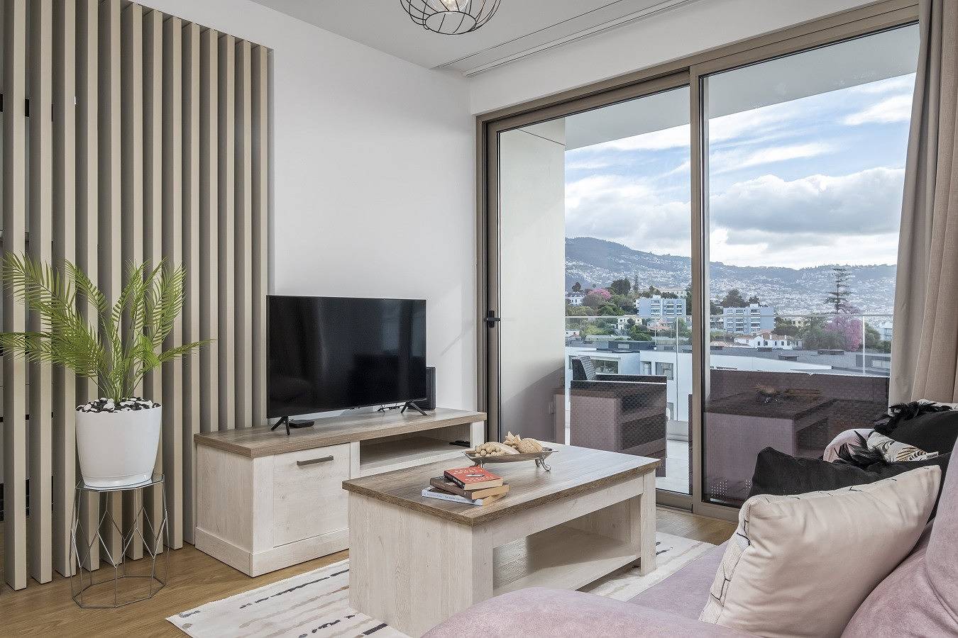 Apartamento inteiro, Inner City by Homie in São Martinho (desambiguação), Madeira