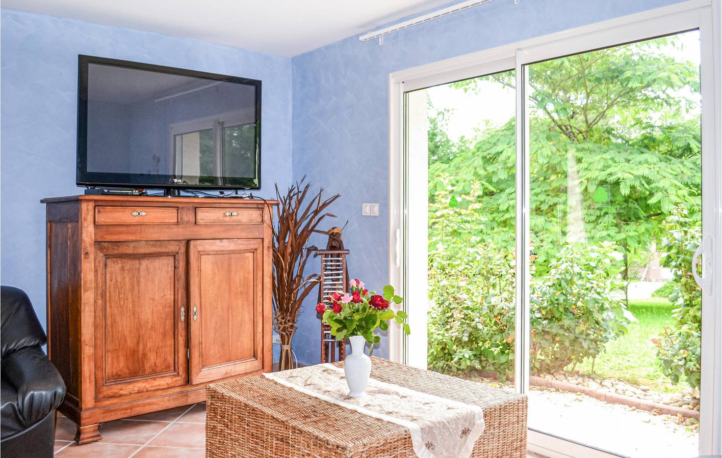 Apt de 180m2 avec piscine, jardin et Internet, 1.5 km de Payzac in Payzac (Dordogne), Périgord Vert