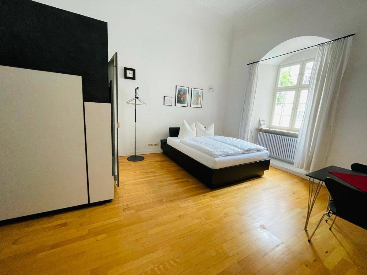 Single Room with Bathroom in Eichstätt, Altmühltal