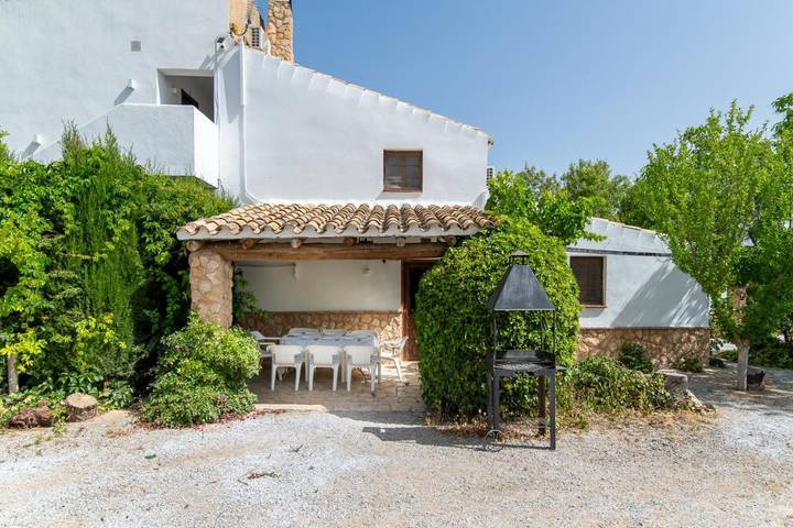 Casa rural para 4 personas, con Terraza además de Jardín y Piscina en Pozo Alcón - 2