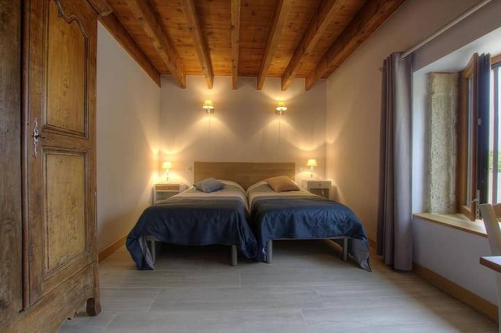 Location de vacances pour 6 personnes, avec Jardin dans Sandrans - 4