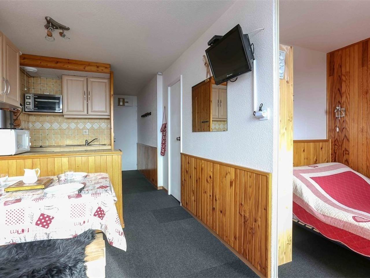 Apartamento entero, Apartamento en Val Thorens - 4 pers, 26m², soleado, balcón, cerca de comercios y pistas in Val Thorens, Les Trois Vallées